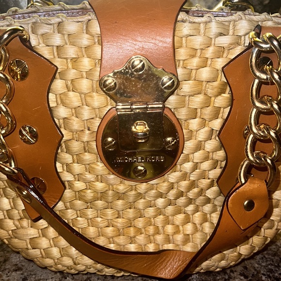 Michael Kors Santorini Tote - Picture 3 of 7